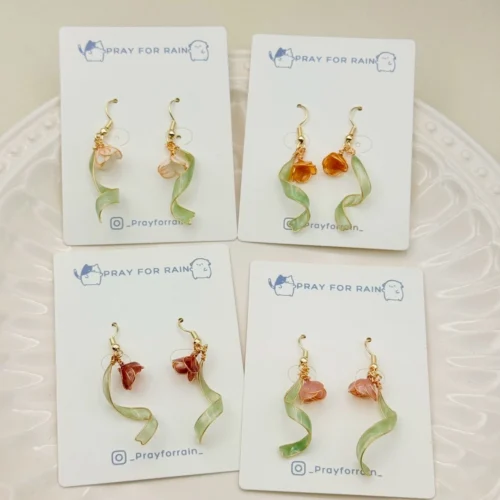 LINE_ALBUM_2025919_251001_110 鈴鈴蘭·耳環 *.。 ☂ | 黃銅