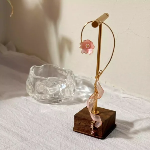 LINE_ALBUM_櫻花緞帶耳掛_251022_5 櫻花緞帶·耳掛 *.。 ☂ | 黃銅