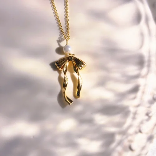 情詩·項鍊 *.｡